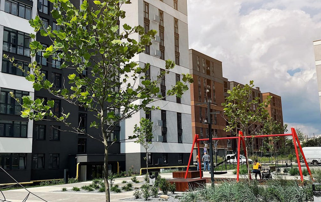 Ужгород, Чернівці, Львів: де зараз дешевше купити квартиру